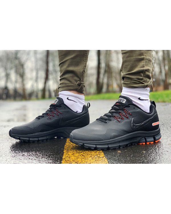 Чоловічі кросівки Nike Air Zoom Shield чорні