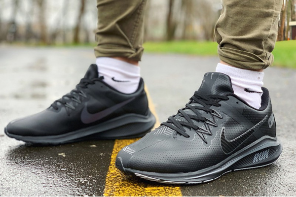 Мужские кроссовки Nike Zoom Gravity Run черные