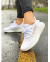 Купить Жіночі кросівки Adidas Yeezy Boost 350 V2 білі