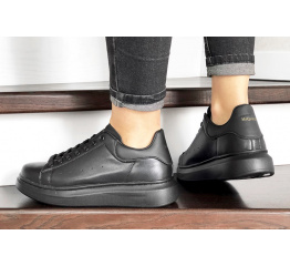 Женские кроссовки Alexander McQueen Oversized Sole Low Sneaker черные