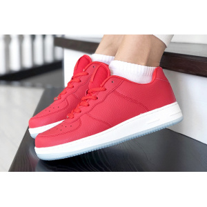 Женские кроссовки Force красные