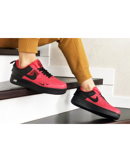 Жіночі кросівки Nike Air Force 1 '07 Lv8 Utility червоні з чорним