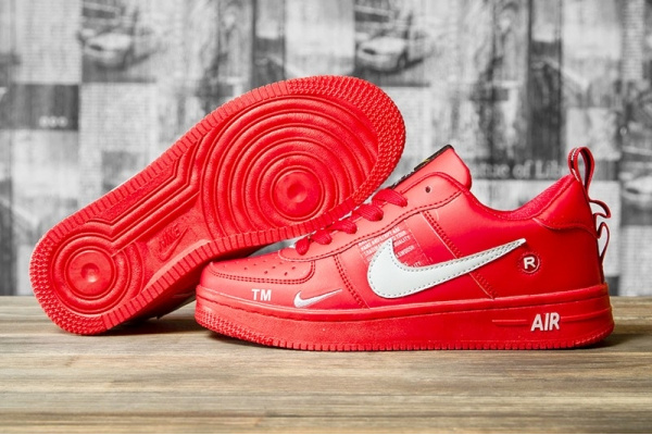 Женские кроссовки Nike Air Force 1 '07 LV8 Utility красные