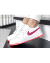 Женские кроссовки Nike Air Jordan 1 Low белые с малиновым