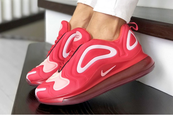 Женские кроссовки Nike Air Max 720 красно-малиновые