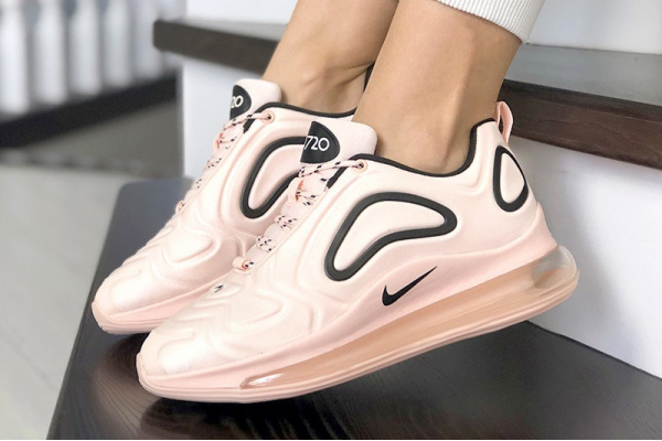 Женские кроссовки Nike Air Max 720 пудровые