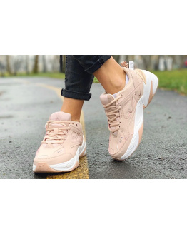 Жіночі кросівки Nike M2K Tekno рожеві