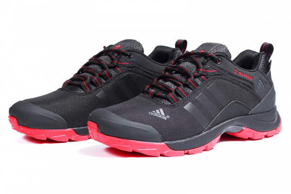 Мужские кроссовки Adidas Terrex Climaproof черные с красным