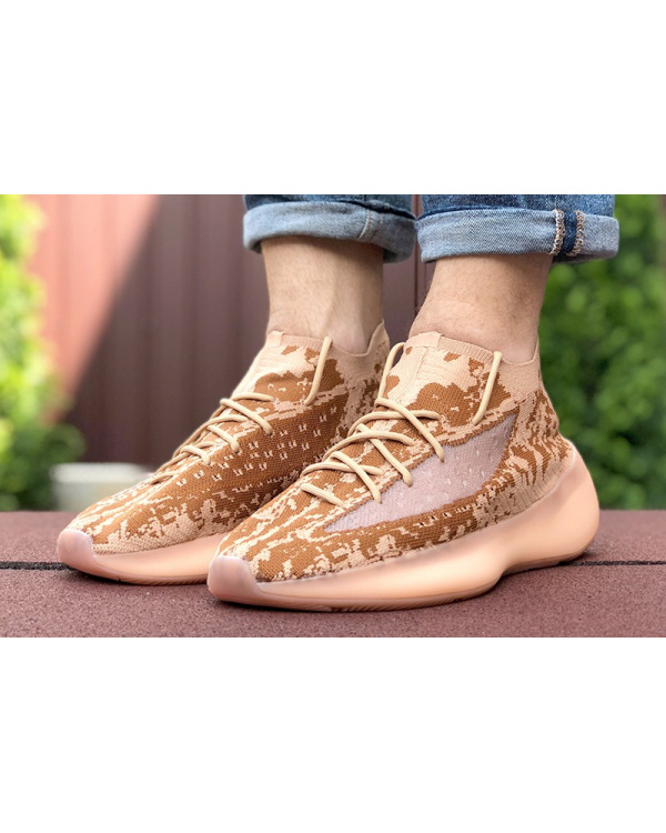 Мужские кроссовки Adidas Yeezy Boost 380 коралловые