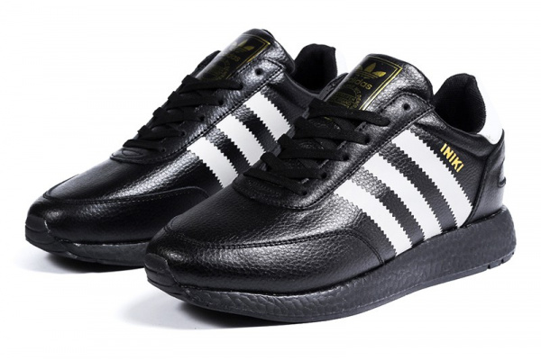 Мужские кроссовки на меху Adidas Iniki Runner черные с белым