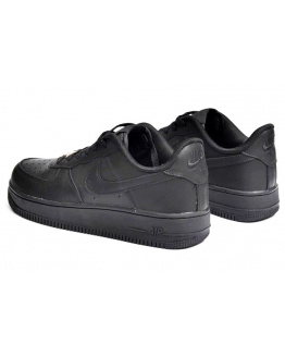 Мужские кроссовки Nike Air Force 1 черные (black)
