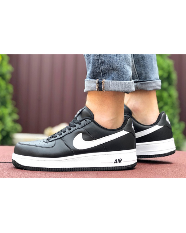 Мужские кроссовки Nike Air Force 1 черные с белым