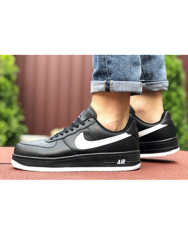 Мужские кроссовки Nike Air Force 1 черные с белым