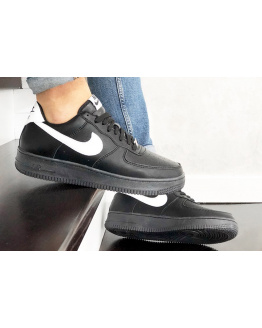 Мужские кроссовки Nike Air Force 1 Low черные с белым (black/white)