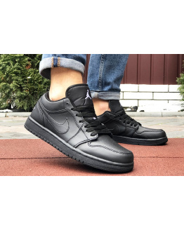 Мужские кроссовки Nike Air Jordan 1 Retro Low черные