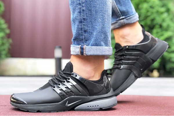 Мужские кроссовки Nike Air Presto черные