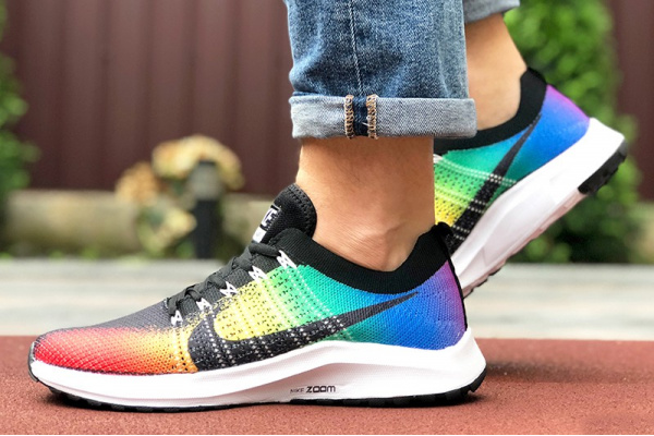 Мужские кроссовки Nike Air Zoom многоцветные