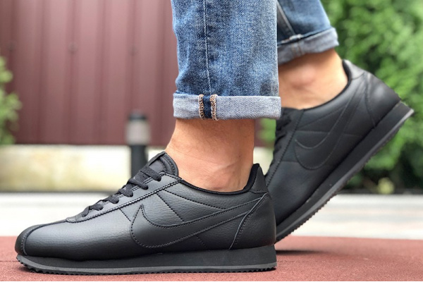 Мужские кроссовки Nike Classic Cortez Leather черные