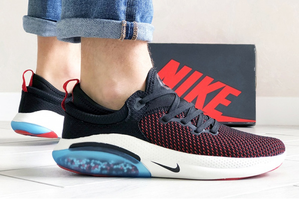 Мужские кроссовки Nike Joyride Run Flyknit черные с красным