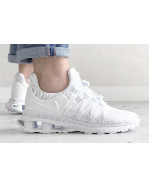 Мужские кроссовки Nike Shox Gravity белые