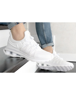 Мужские кроссовки Nike Shox Gravity белые