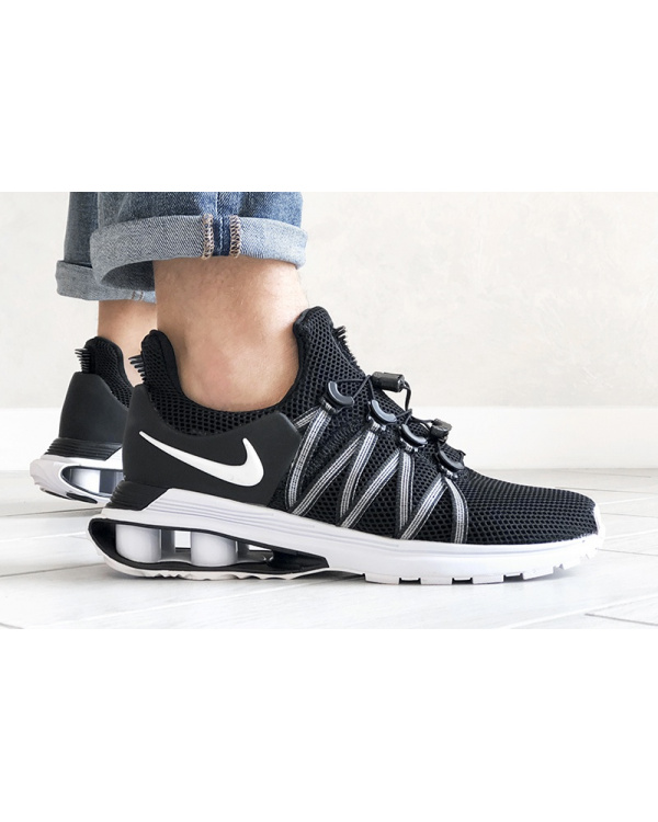 Мужские кроссовки Nike Shox Gravity черные с белым