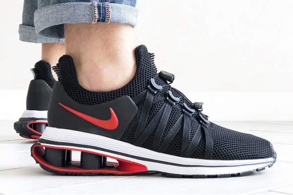 Мужские кроссовки Nike Shox Gravity черные с белым и красным