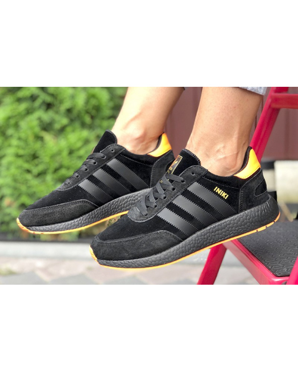 Женские кроссовки Adidas Iniki Runner черные с оранжевым