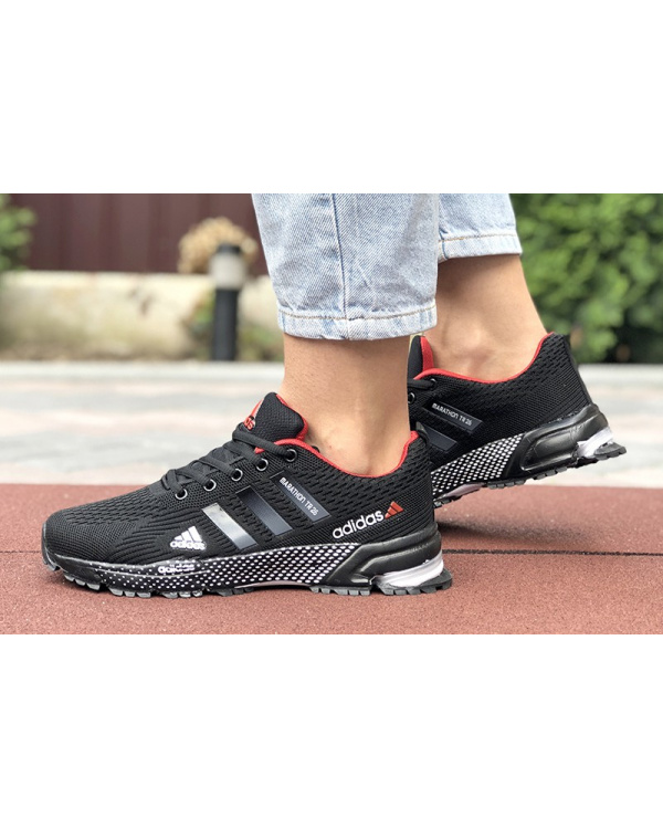 Женские кроссовки Adidas Marathon TR 26 черные с красным