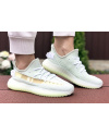 Купить Жіночі кросівки Adidas Yeezy Boost 350 V2 светло-зелені
