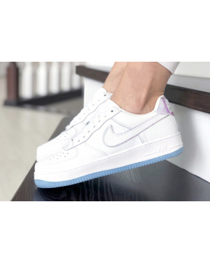 Женские кроссовки Nike Air Force 1 '07 белые