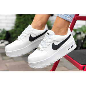 Жіночі кросівки Nike Air Force 1 Sage Low білі з чорним