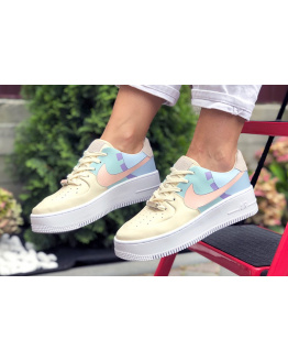 Жіночі кросівки Nike Air Force 1 Sage Low бежеві з блакитним