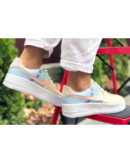 Жіночі кросівки Nike Air Force 1 Sage Low бежеві з блакитним