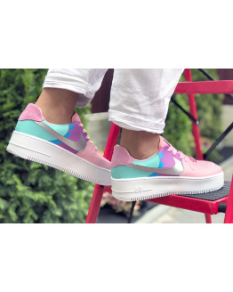 Жіночі кросівки Nike Air Force 1 Sage Low рожеві з фіолетовим