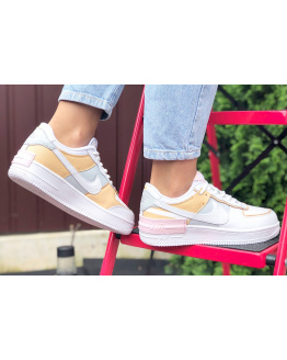 Жіночі кросівки Nike Air Force 1 Shadow білі