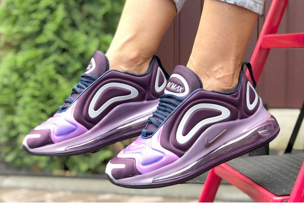 Женские кроссовки Nike Air Max 720 фиолетовые