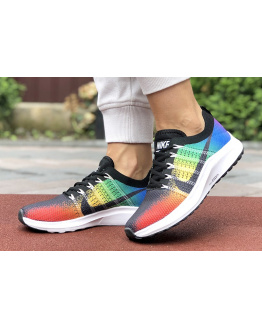 Жіночі кросівки Nike Air Zoom багатобарвні