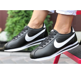 Женские кроссовки Nike Classic Cortez Leather черные с белым