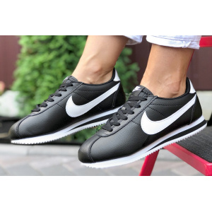 Женские кроссовки Nike Classic Cortez Leather черные с белым