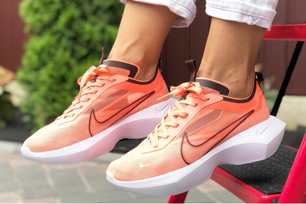 Женские кроссовки Nike Vista Lite неоново-оранжевые