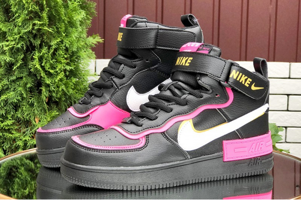 Женские высокие кроссовки на меху Nike Air Force 1 High Utility Shadow черные с розовым
