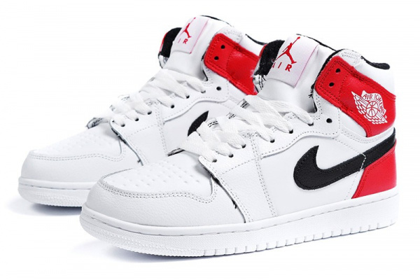 Женские высокие кроссовки на меху Nike Air Jordan 1 Retro High белые с красным