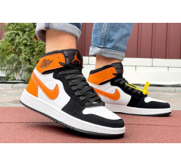 Женские высокие кроссовки Nike Jordan 1 Retro High белые с черным и оранжевым