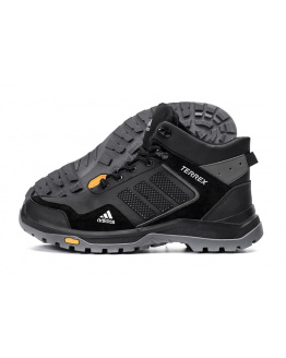 Мужские ботинки на меху Adidas Terrex черные