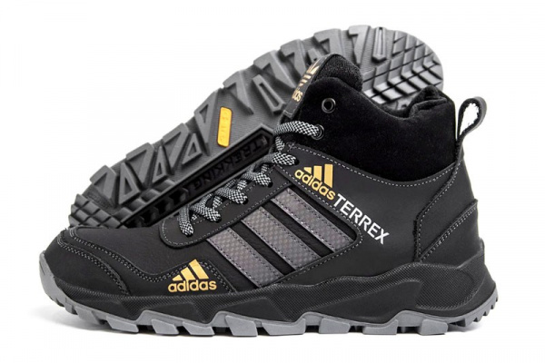 Мужские ботинки на меху Adidas Terrex черные