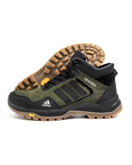 Мужские ботинки на меху Adidas Terrex темно-зеленые с черным