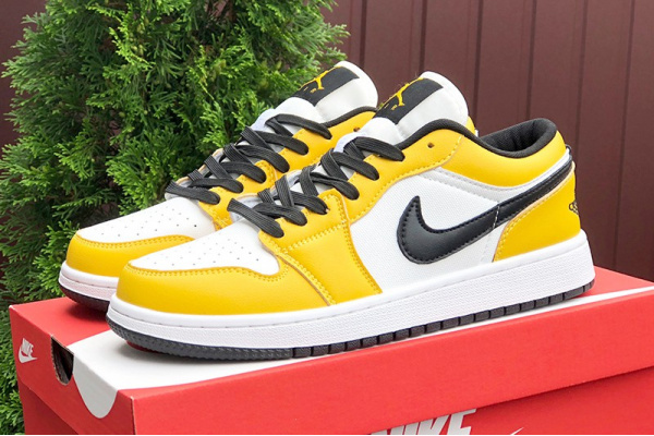 Мужские кроссовки Nike Air Jordan 1 Retro Low OG желтые с белым