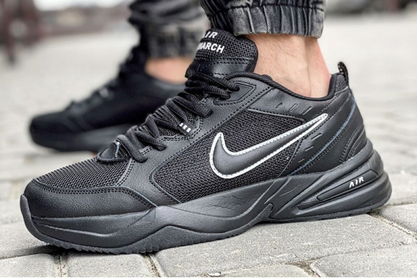 Мужские кроссовки Nike Air Monarch IV black (черные)