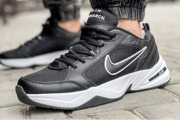 Мужские кроссовки Nike Air Monarch IV black-white (черные с белым)